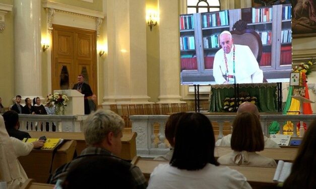 Речник Святого Престолу: Папа не мав на думці вивищення імперіалізму