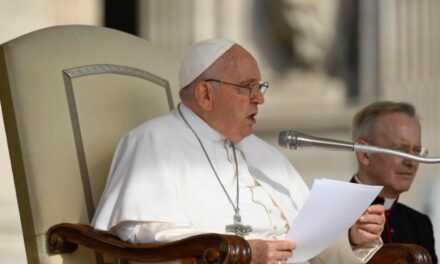Папа: страждання України постійно перебувають у нашому серці