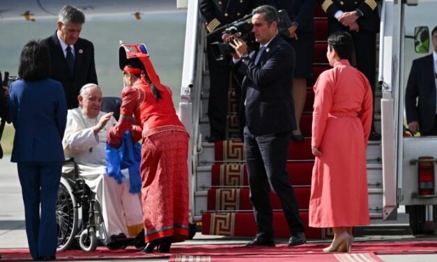 Монголія вітає Наступника святого Петра