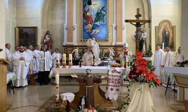 Єпископ Микола Лучок OP у 30-річчя сестер у Березному: берімо приклад з простоти св. Франциска