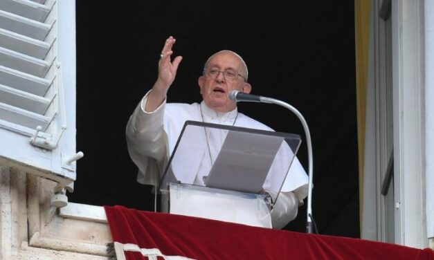 Папа: не переставаймо молитися за Україну, за Палестину та Ізраїль