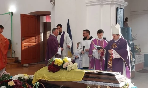 Єпископ Скомаровський: день молитви за мир – вираз солідарності Церкви