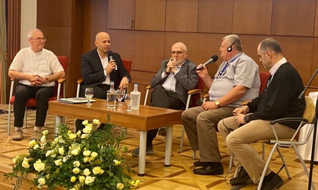 Отець Петро Жарковський про стан в Україні на міжнародній зустрічі