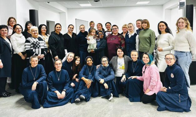 Адвентові реколекції про Розарій у сестер св. Йосифа де Сен-Марк