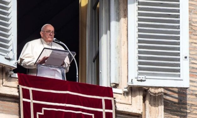 Папа: війна сама в собі вже є злочином проти людяності