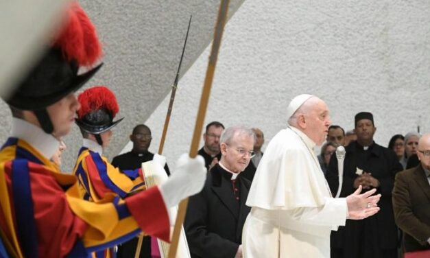 Папа: не забуваймо про країни в стані війни, не забуваймо Україну