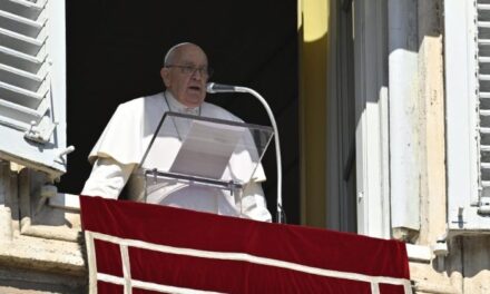 Папа: не припиняймо молитися за народи, що страждають від війни