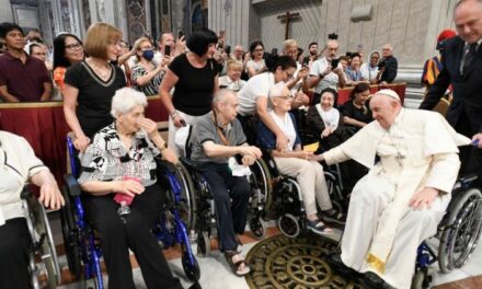 «У старості не покинь мене». Послання Папи на IV Всесвітній день похилих віком