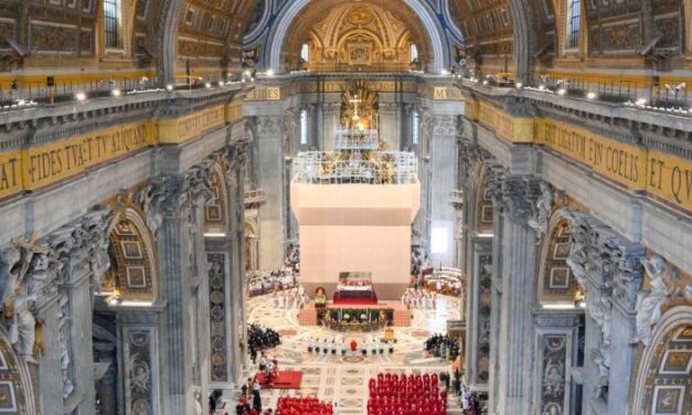 Програма Папських богослужінь у листопаді та грудні