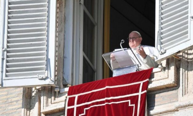 Папа: молімося за сім’ї, що страждають через війни