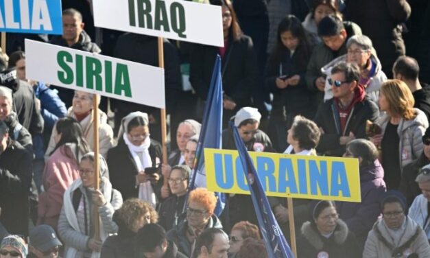 Папа: молімося, щоб на всіх фронтах припинилися бойові дії