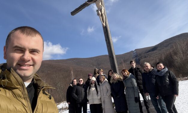 Моє життя – це пʼяте Євангеліє. Мукачівські хористи взяли участь у реколекціях