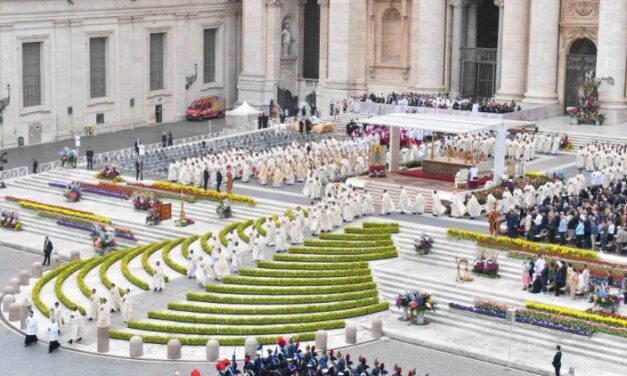 У Ватикані оприлюднили програму богослужінь на великодній період