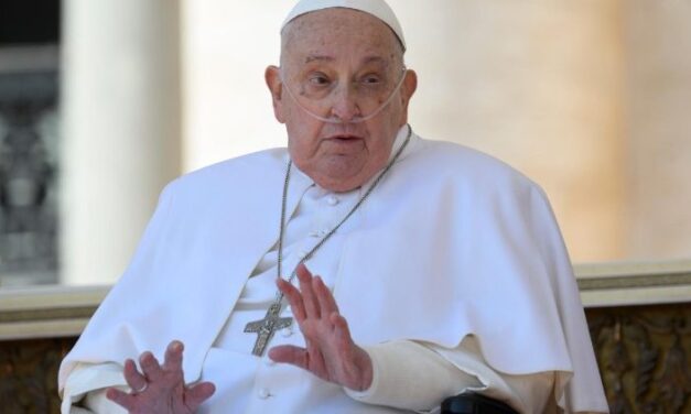 Папа: молімося за мир у мученицькій Україні, де гинуть численні діти