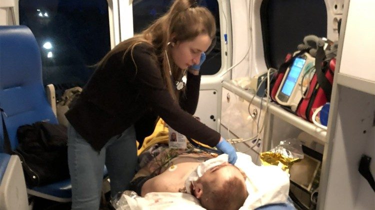 Військовий медик Вікторія: я ніде так не відчувала Бога, як на сході