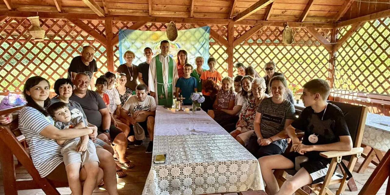 Зустріч мукачівської спільноти віросвітлян на лоні природи