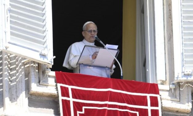 Папа: голос зброї в Україні повинен замовкнути