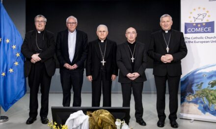 COMECE щодо рішення Суду ЄС, щодо визнання подружжя осіб тієї ж статі