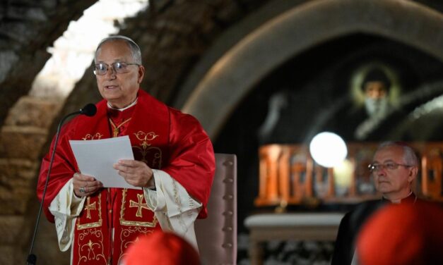 Папа здійснив паломництво до святого Шарбеля: мир потребує навернення сердець