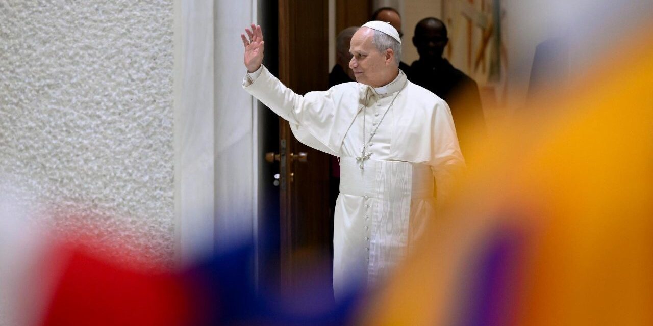 Папа: Бог промовляє до нас як до друзів, у молитві плекаємо дружбу з Ним