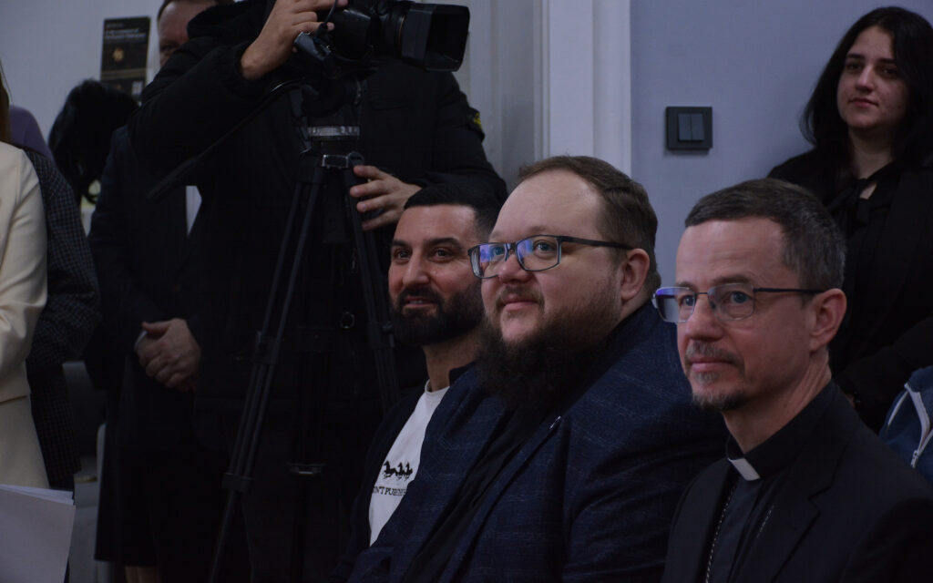 Єпископ Лучок на відзначенні річниці Центру захисту прав людини