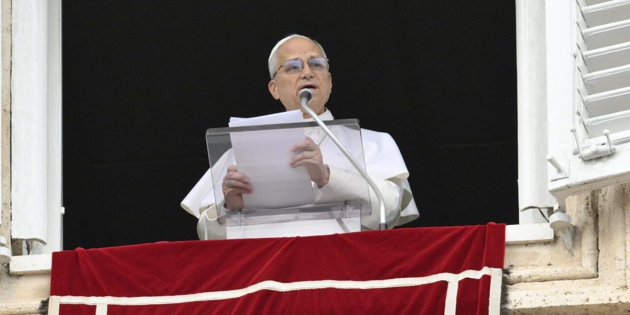 Папа: насильство ніколи не зможе принести справедливість і стабільність