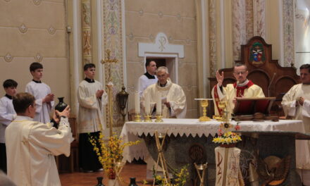 Потрібно горіти добром! Меса Мира у Мукачеві