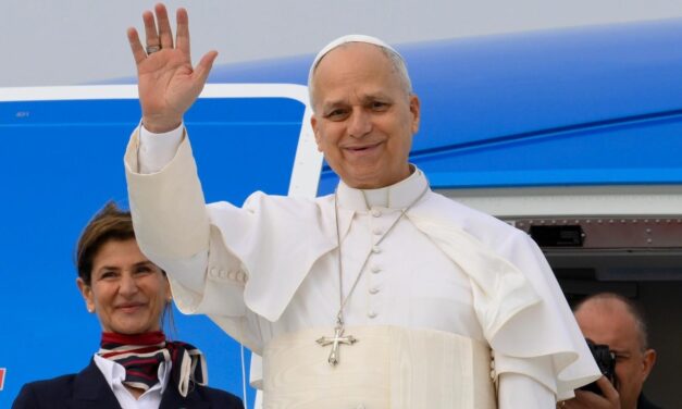 Папа Лев XIV вирушив у свою ІІІ Апостольську подорож