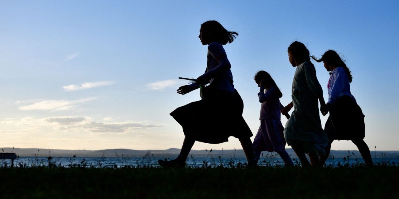 Наступний Всесвітній день мігранта і біженця присвячений неповнолітнім