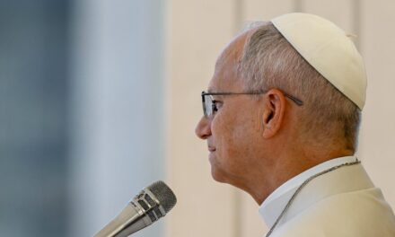 Папа: Церква має поділяти радощі й тривоги сучасного світу