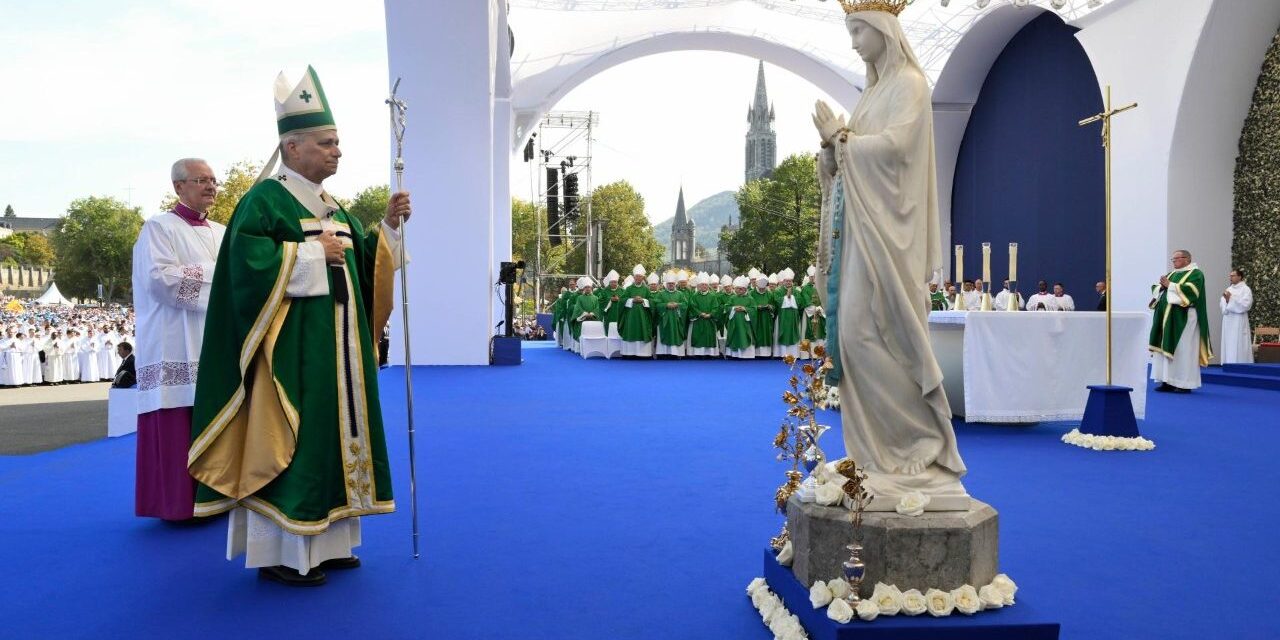 Лев XIV: молімося в жовтні Розарій за припинення усіх війн і за мир між народами